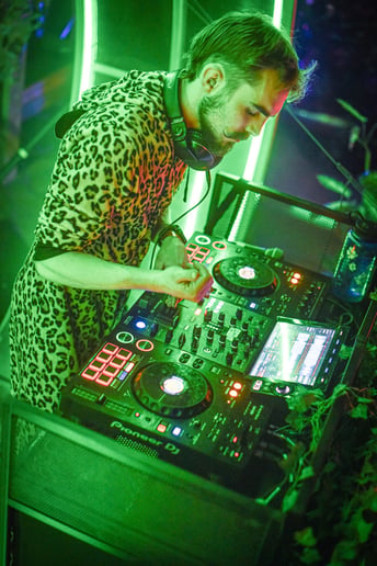Gallery photo 1 of M3dium Productions