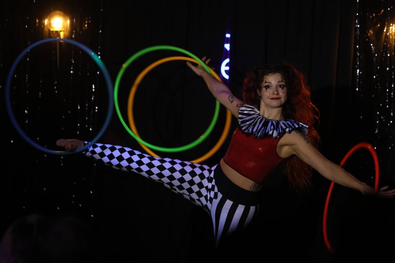 Gallery photo 5 of Mad Magic