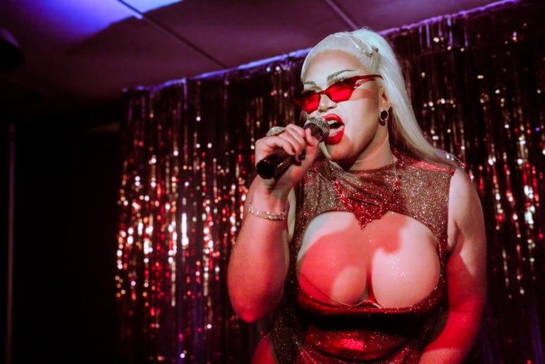 Gallery photo 7 of Madam Zapple