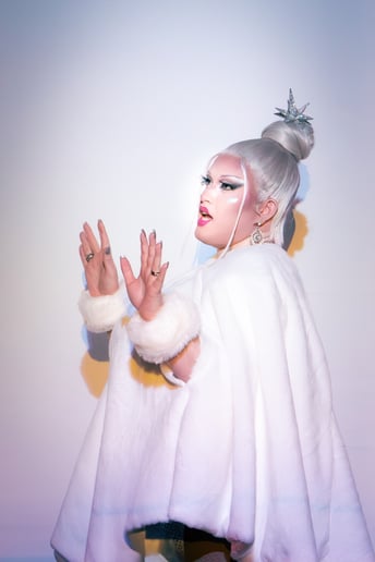 Gallery photo 3 of Madam Zapple