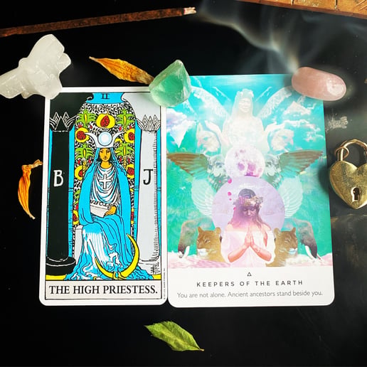 Gallery photo 7 of Madame Ember Tarot