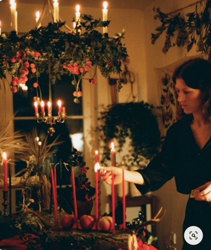 Gallery photo 4 of Jojo's Festive and Witchy Entertainment