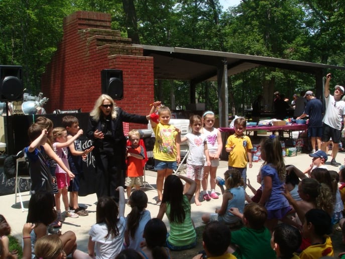 Gallery photo 14 of Madeleine The Magician