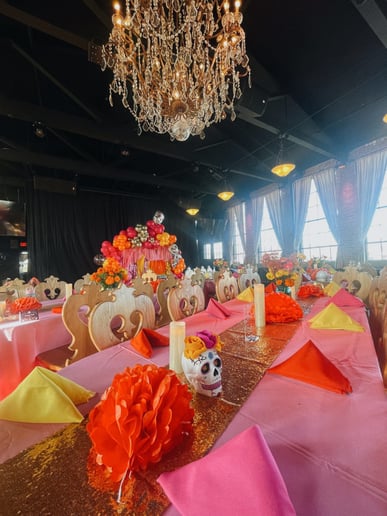 Gallery photo 10 of Madeline's Room Balloon & Event Decorating Salon