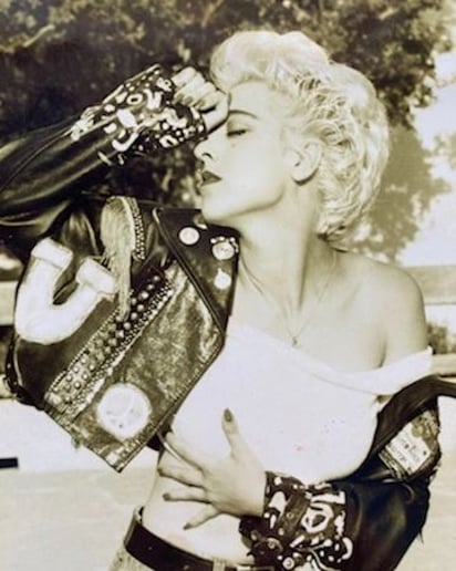 Gallery photo 1 of Madonna Double- Denise Bella Vlasis