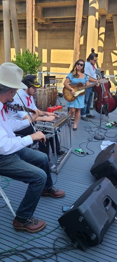 Gallery photo 2 of Mae McCoy (Western Swing/Honky Tonk)