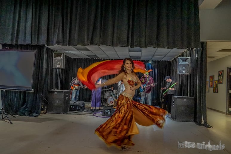 Gallery photo 19 of Maela Belly Dance