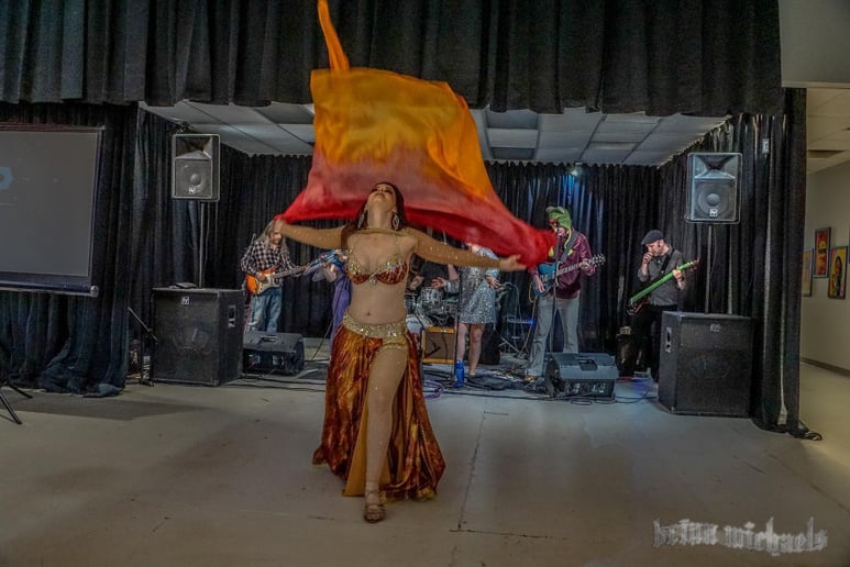 Gallery photo 23 of Maela Belly Dance
