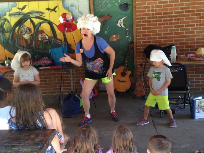 Gallery photo 9 of Miss Maggie Sings!