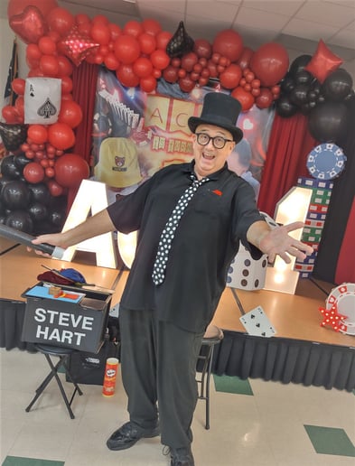 Gallery photo 6 of Magic & Comedy of Steve Hart