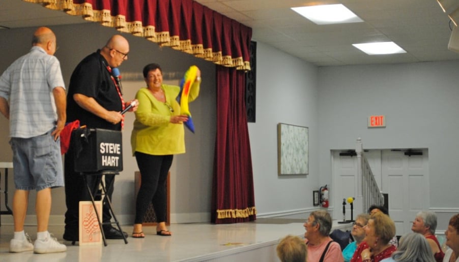 Gallery photo 10 of Magic & Comedy of Steve Hart