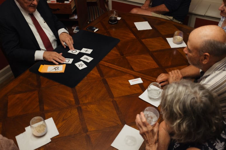Gallery photo 8 of Magic and Mind-Reading