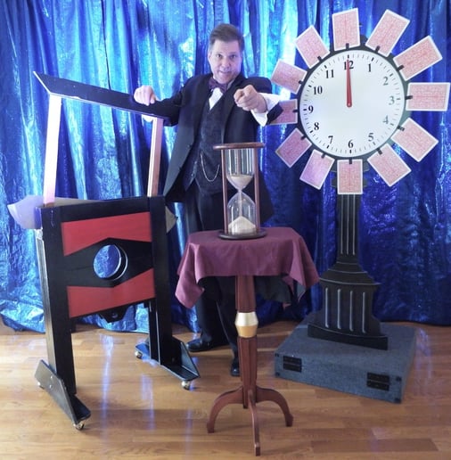 Gallery photo 1 of Magic by Thomas