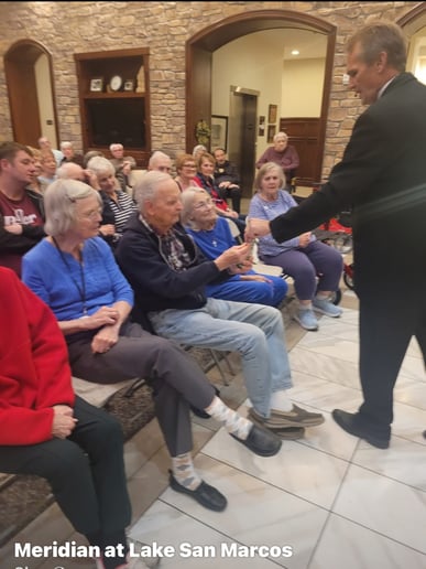 Gallery photo 15 of Ken Murray Magic
