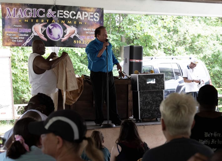 Gallery photo 5 of Magic & Escapes Entertainment
