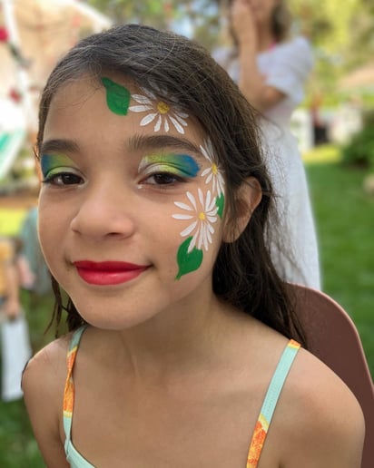 Gallery photo 4 of Magic In Color Face Painting