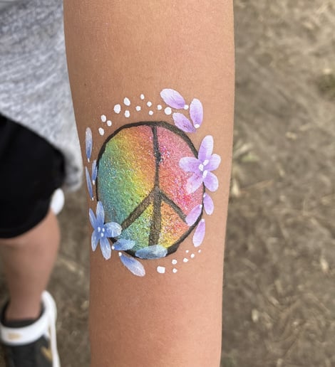 Gallery photo 37 of Magic In Color Face Painting