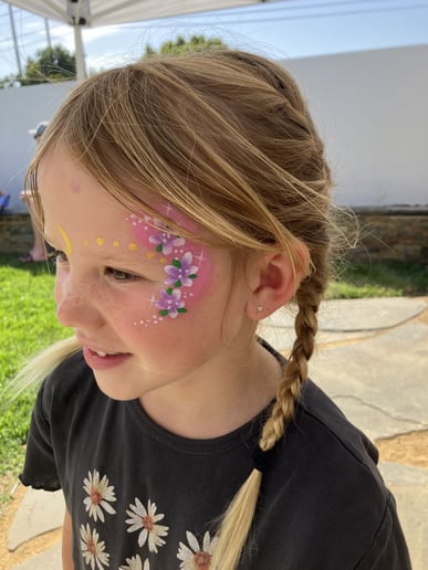 Gallery photo 39 of Magic In Color Face Painting
