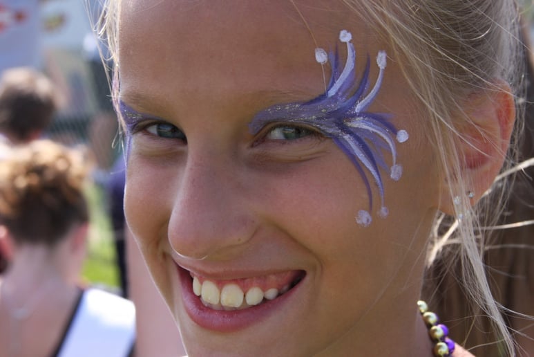Gallery photo 8 of Magic Mirror Face Painting