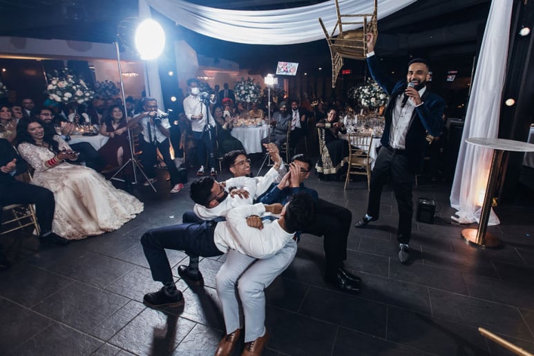 Gallery photo 4 of Wedding MC and Magician Durgy Spade