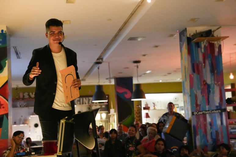Gallery photo 1 of Dan's Magic Show