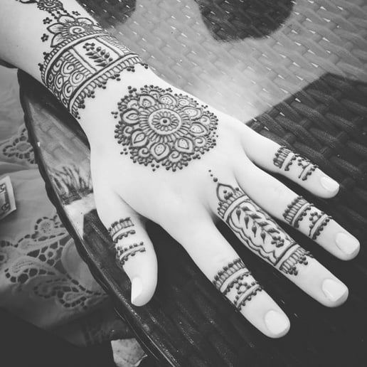 Gallery photo 9 of Magic Tree Henna
