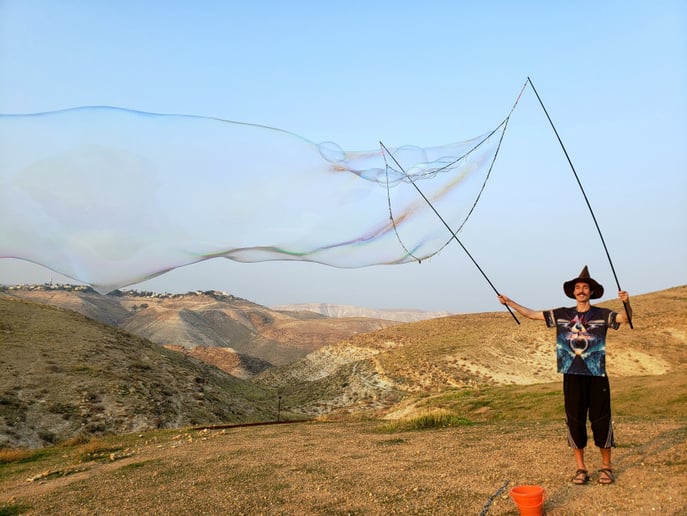 Gallery photo 3 of Magical Bubbles