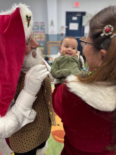 Gallery photo 5 of Santa and Mrs. Claus (The Magical Clauses)