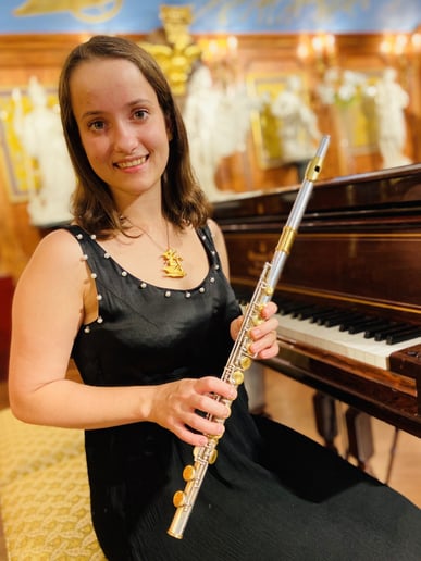 Gallery photo 4 of “Magical Flute” with Diana Desai
