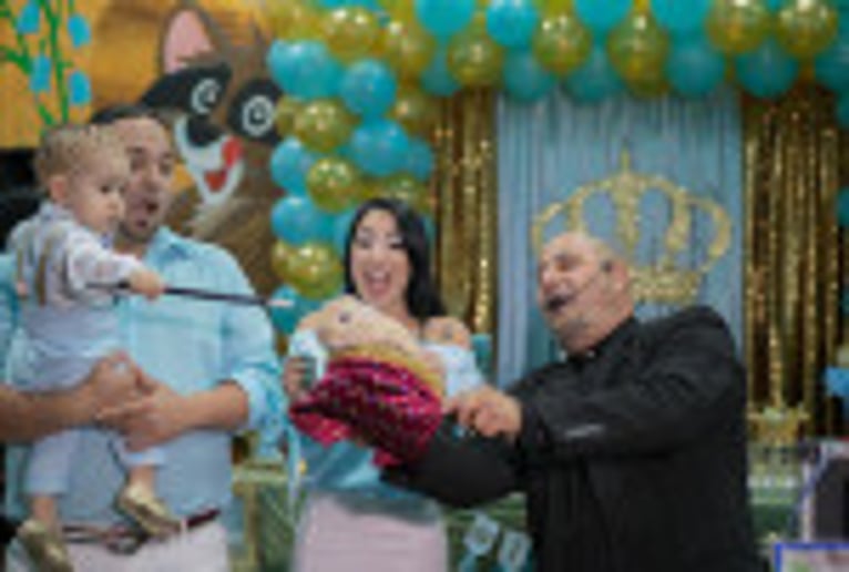 Gallery photo 3 of Ulloa Magic Productions