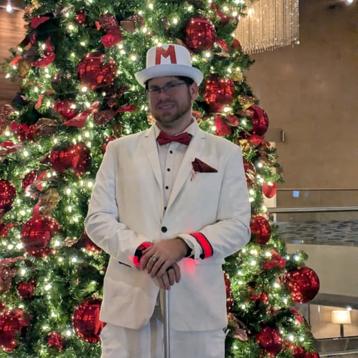 Gallery photo 6 of Mike the Magic Man