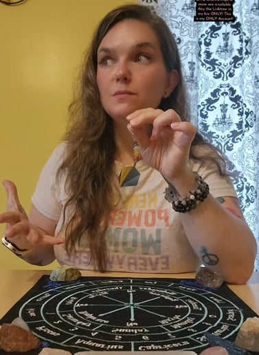 Gallery photo 2 of Magical MiMi - Pendulum Psychic