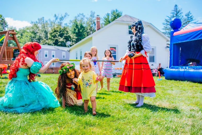 Gallery photo 9 of Ever After Storybook Entertainment