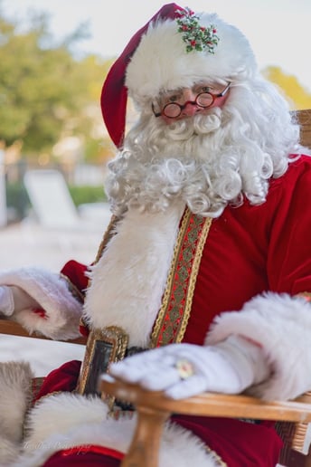 Gallery photo 13 of Magical Santas & Mrs. Claus