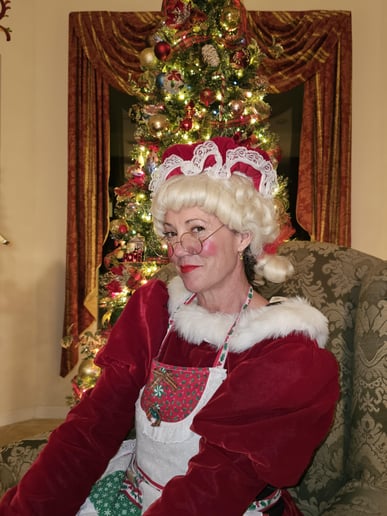 Gallery photo 16 of Magical Santas & Mrs. Claus