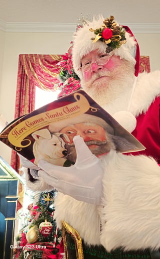 Gallery photo 18 of Magical Santas & Mrs. Claus