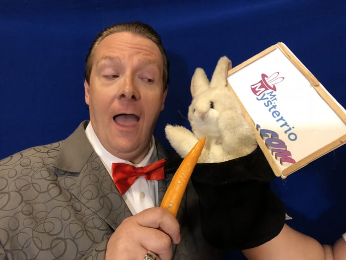 Gallery photo 2 of Magician- Mark Mysterrio