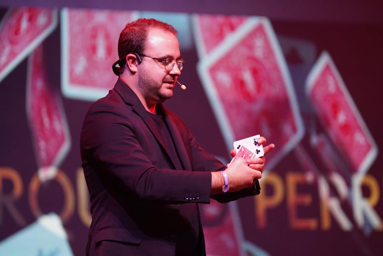 Gallery photo 1 of Gabriel Le Marquand Perreault, Magicien - Magician
