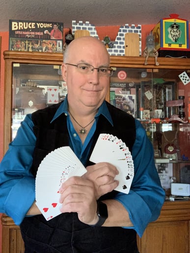 Gallery photo 2 of Magician Bruce Young