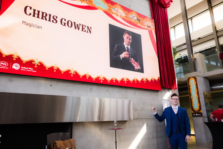Gallery photo 5 of Chris Gowen: Magician and Sleight of Hand Master