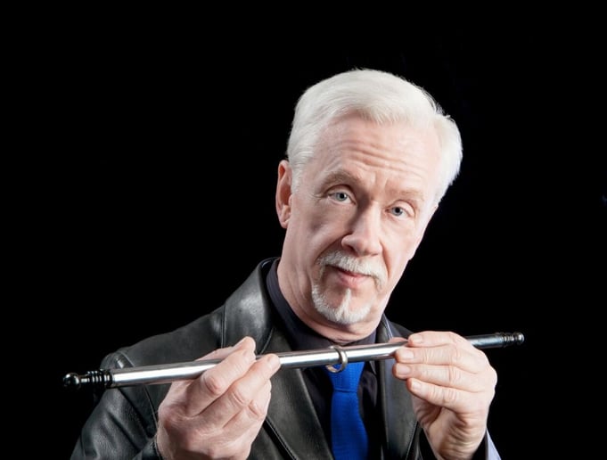 Gallery photo 4 of Magician Daryl Howard