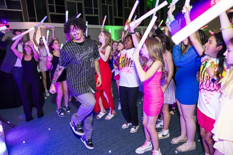 Gallery photo 7 of Zounds! Entertainment