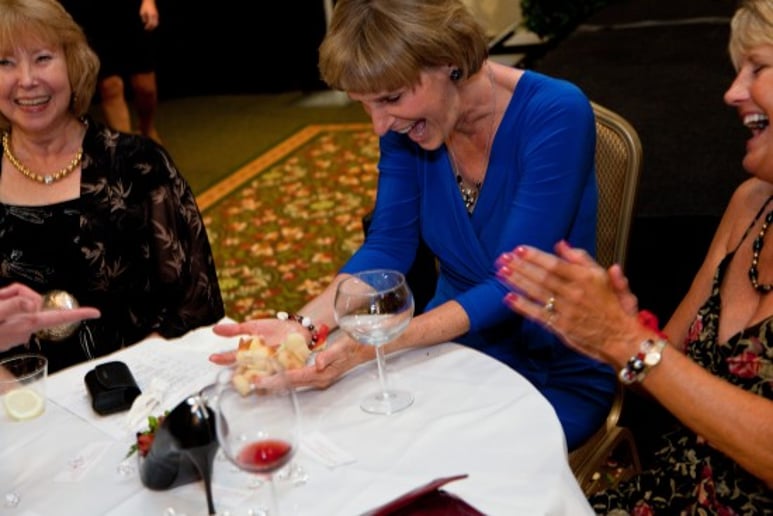 Gallery photo 8 of Magician Hart Keene