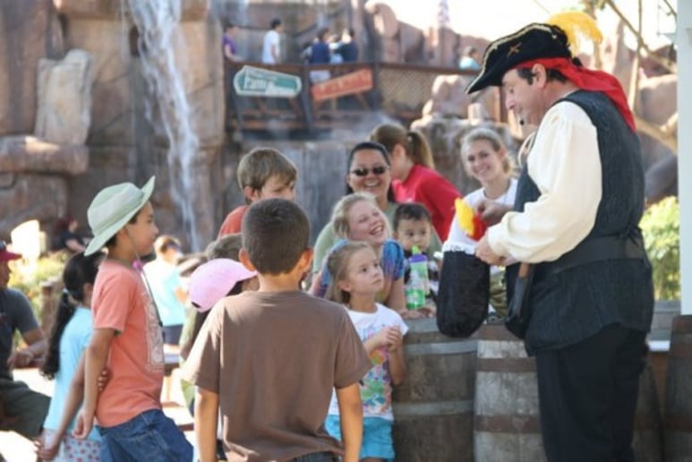 Gallery photo 9 of Magician Joe Zimmer