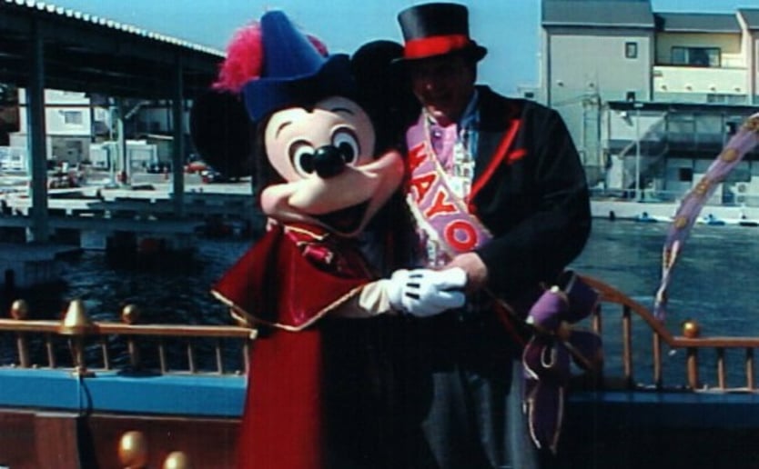 Gallery photo 10 of Magician Joe Zimmer