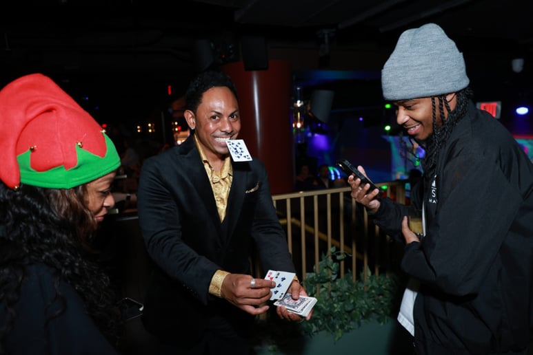 Gallery photo 6 of Magician Chris Workman