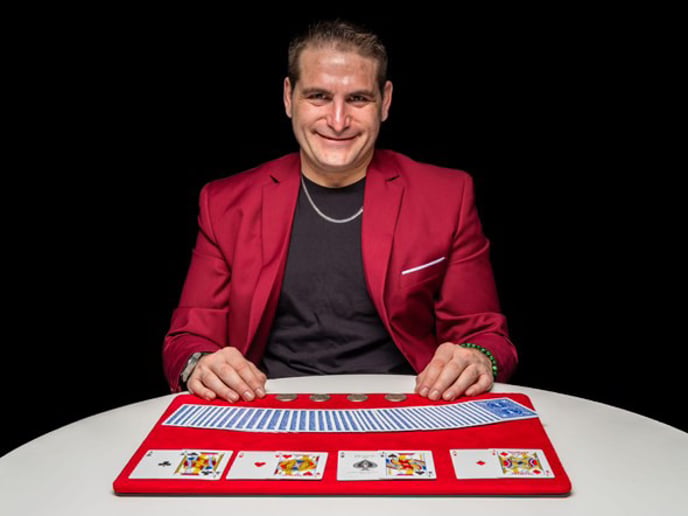 Gallery photo 2 of Magician Lex The Illusionist Mentalist
