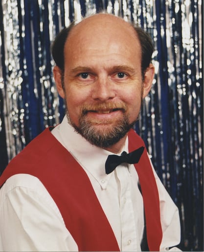 Gallery photo 1 of Magician Mark Fuller