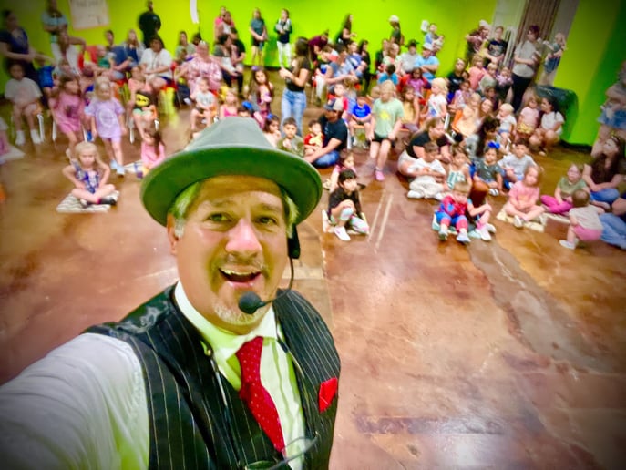 Gallery photo 17 of San Antonio Magician & Mentalist Frank Greer