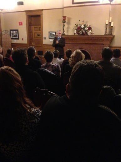 Gallery photo 5 of Magician Steve Vaught